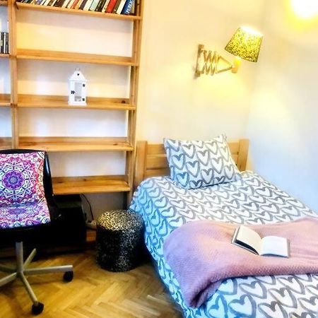 Feel Like Home In ורשה מראה חיצוני תמונה